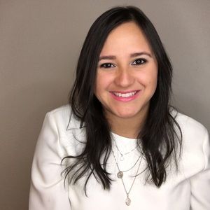 Meet your Posher, Carolina